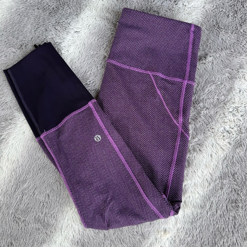 Lululemon Rebel Runner Crop Giant Herringbone Black Grape Size 6